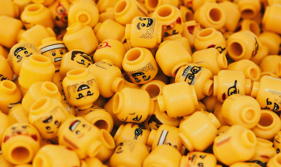 Emoji — это только начало. И почему бизнес-коммуникации уже неэффективны без смайлов